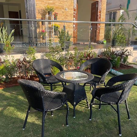 Mannat Villa With Swimming Pool And Garden Лонавала Екстериор снимка
